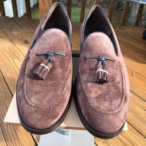 Allen Edmonds “Perugia” size 11 slip on.